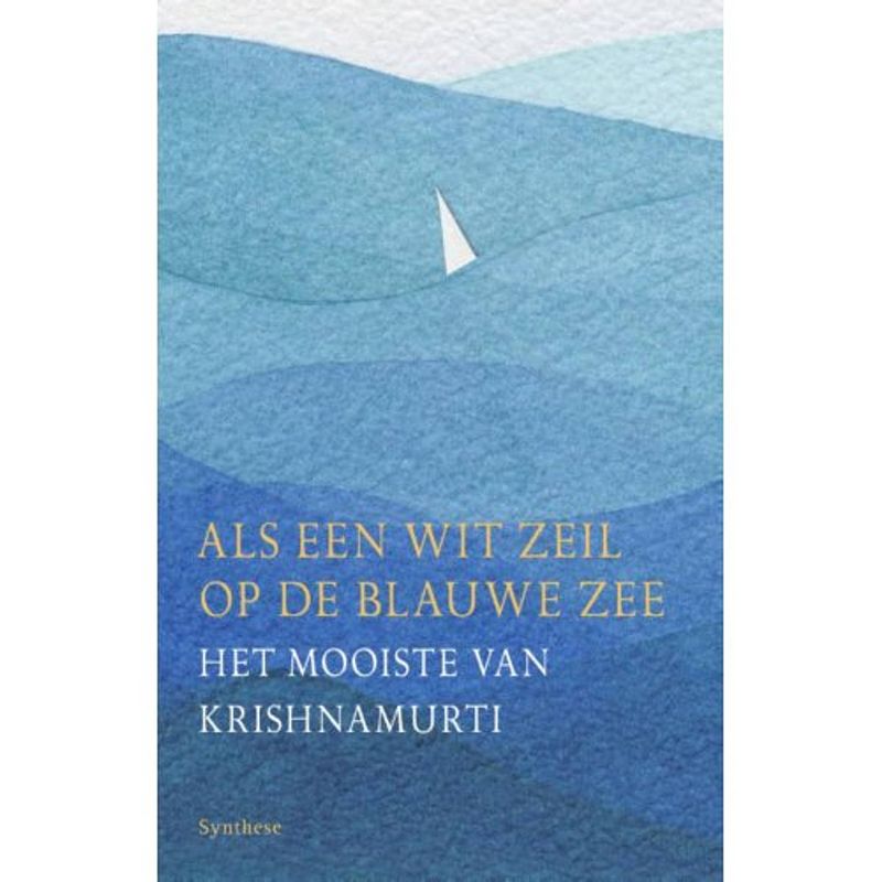 Foto van Als een wit zeil op de blauwe zee