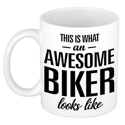 Foto van Awesome biker cadeau mok / beker 300 ml - feest mokken