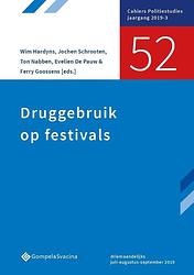 Foto van Druggebruik op festivals - paperback (9789463711463)