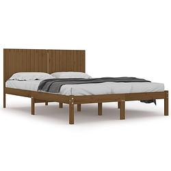 Foto van The living store houten bedframe - honingbruin - 205.5 x 205.5 x 31 cm - massief grenenhout