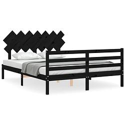 Foto van The living store bed the living store grenenhouten bedframe - 205.5 x 145.5 x 81 cm - zwart