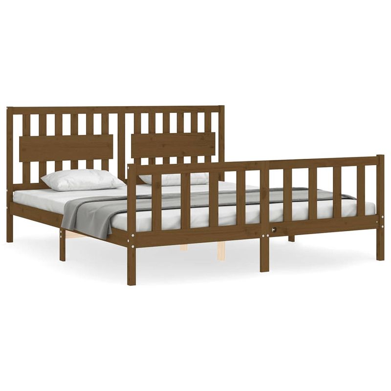 Foto van The living store houten bedframe - grenenhout - 205.5 x 185.5 x 100 cm - honingbruin