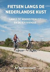 Foto van Fietsen langs de nederlandse kust - ad snelderwaard - paperback (9789038928883)