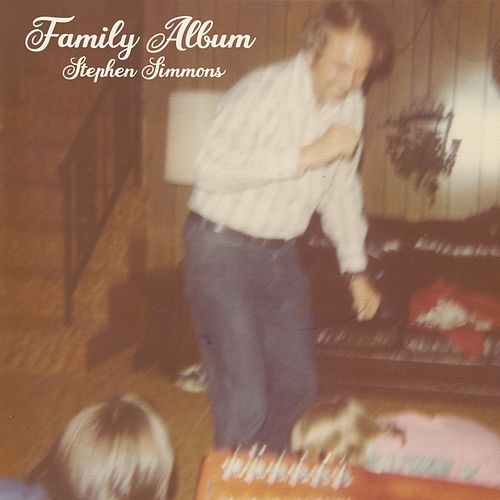 Foto van Family album - cd (0194660101266)