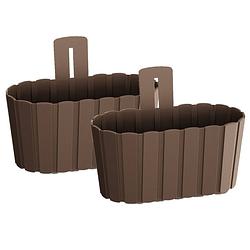 Foto van Set van 2x stuks wood-look muur plantenpot/bloempot kunststof dia 27 cm/hoogte 15 cm houtbruin - plantenpotten