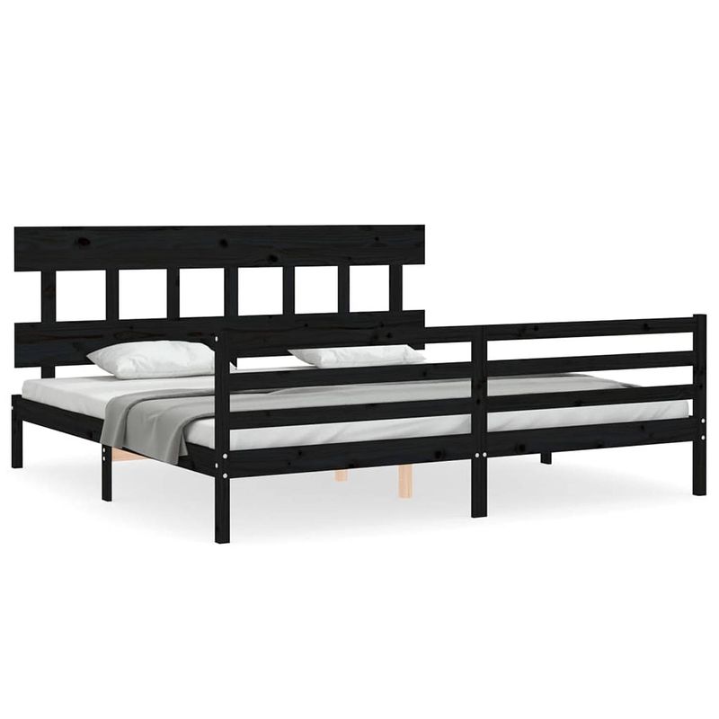 Foto van The living store massief grenenhouten bedframe - zwart - 205.5 x 185.5 x 81 cm - multiplex lattenbodem