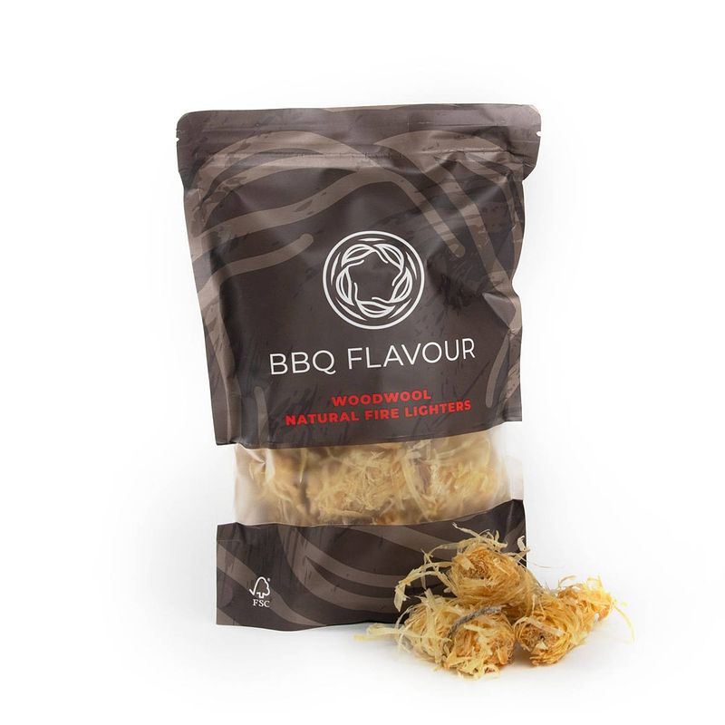 Foto van Bbq flavour aanmaak wokkels 100 gram - aanmaakblokjes