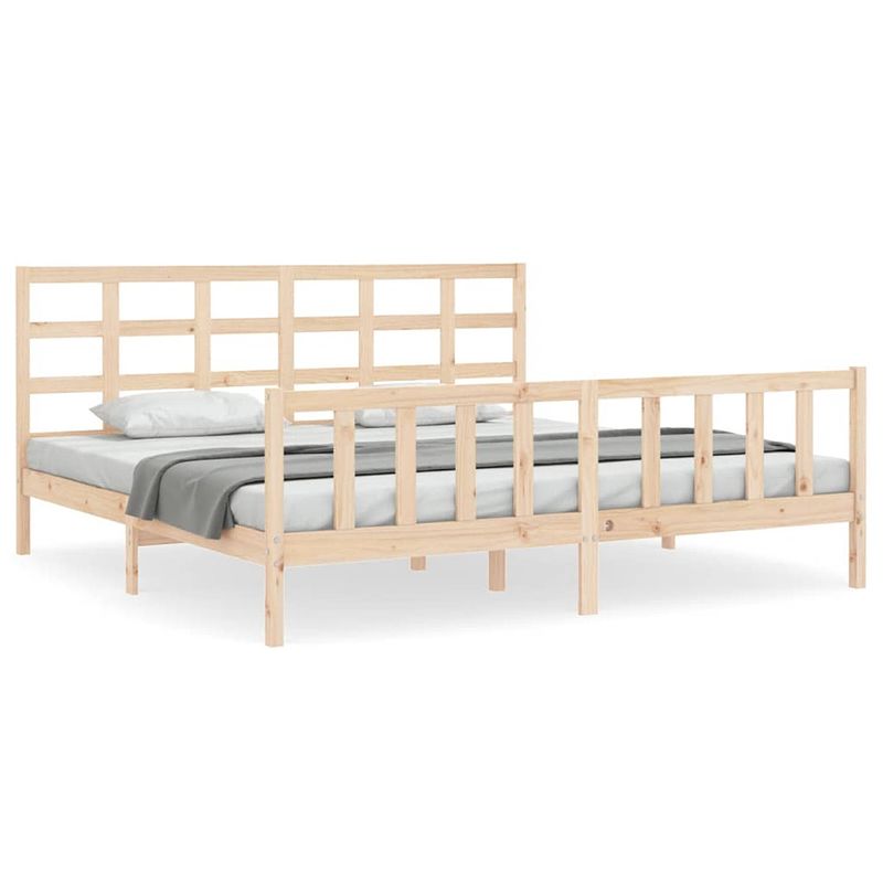 Foto van The living store bedframe - massief grenenhout - king size - 205.5 x 155.5 x 100 cm