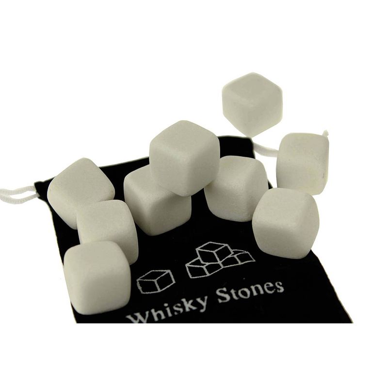 Foto van United entertainment ijsblokjes wisky stones natuursteen wit 9 stuks