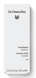 Foto van Dr. hauschka foundation hazelnut 04