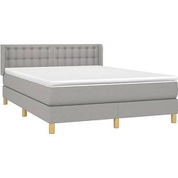 Foto van The living store boxspringbed - lichtgrijs - 193x147x78/88 cm - pocketvering - middelharde ondersteuning -