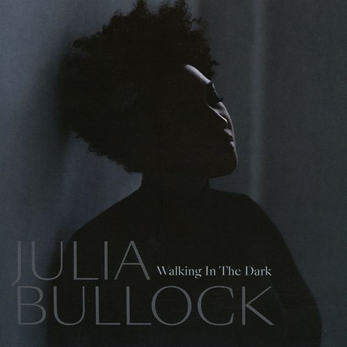 Foto van Walking in the dark - cd (0075597908176)