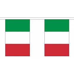Foto van 3x buiten vlaggenlijn italie 3 meter - vlaggenlijnen