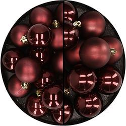 Foto van 28x stuks kunststof kerstballen mahonie bruin 4 en 6 cm - kerstbal