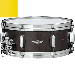 Foto van Tama tws1465-syl star walnut snare sunny yellow lacquer 14 x 6.5