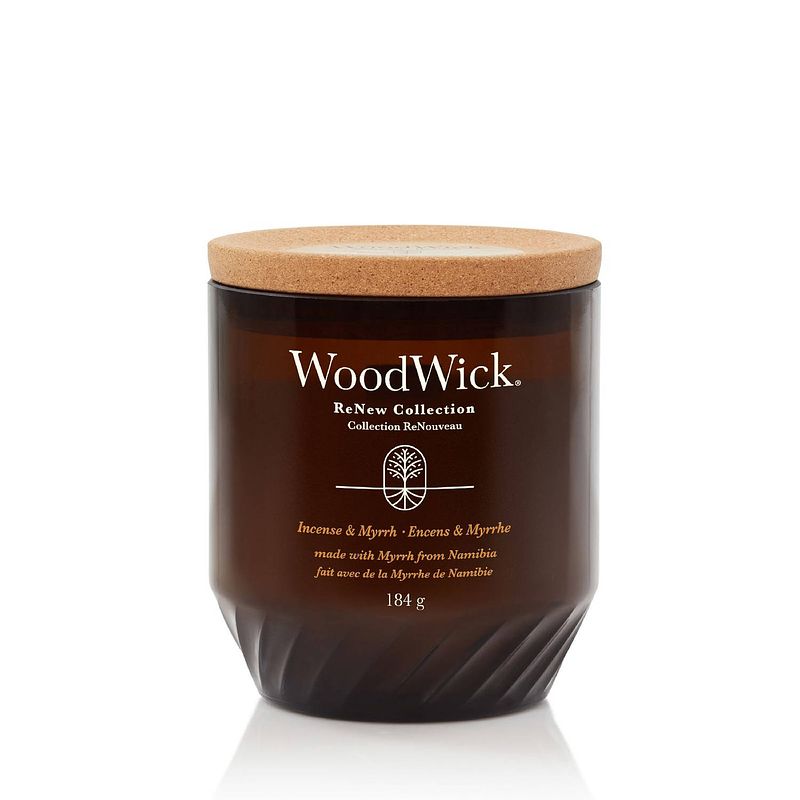 Foto van Woodwick geurkaars medium - renew - incense & myrrh - 9.5 cm / ø 8 cm