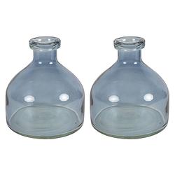 Foto van Countryfield bloemenvaas low bottle - 2x - transparant blauw - glas - d18 x h20 cm - buikfles - vazen