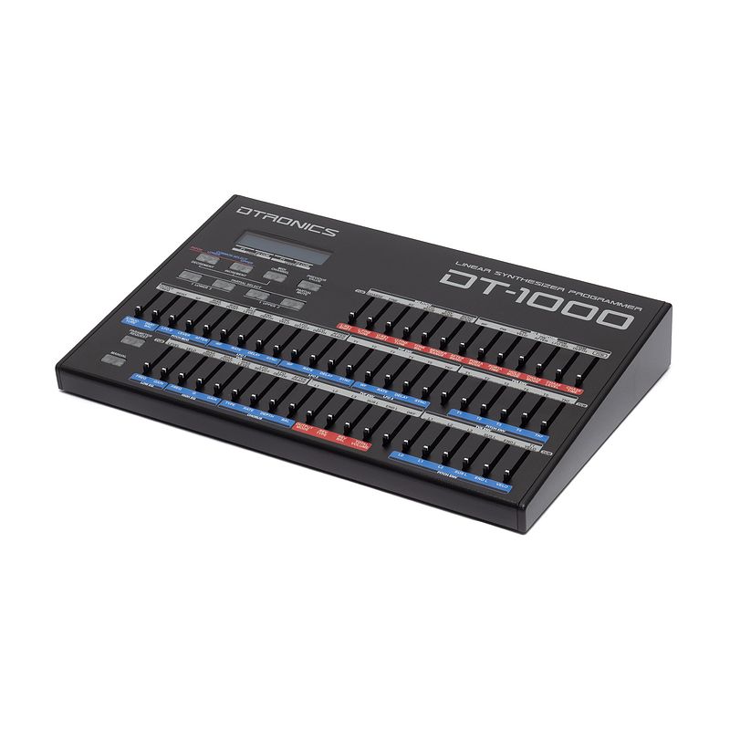 Foto van Dtronics dt-1000 programmer voor roland d-05, d-50, d-550