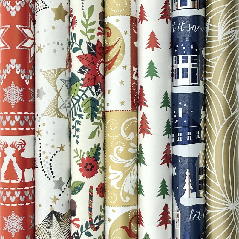 Foto van Benza assortiment cadeaupapier inpakpapier voor kerst kerstpapier k13 - 2 meter x 70 cm - 7 rollen