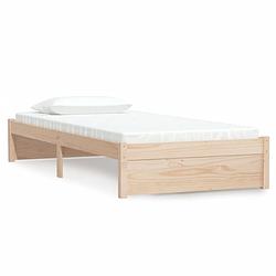 Foto van The living store bedframe - grenenhout - eenpersoons - 205.5 x 95.5 x 31 cm - stabiel en stijlvol