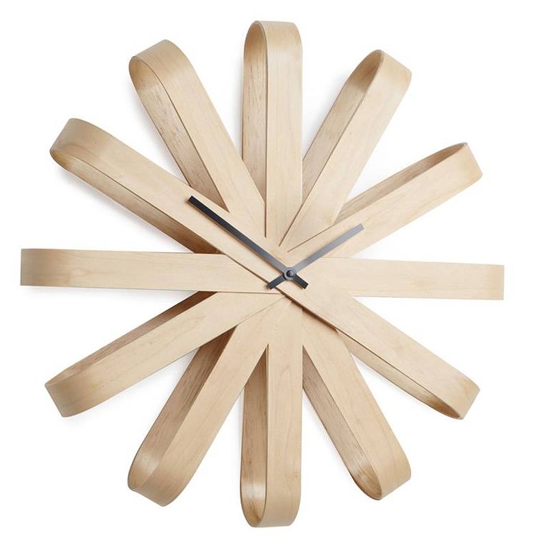 Foto van Umbra - ribbonwood wall clock natural