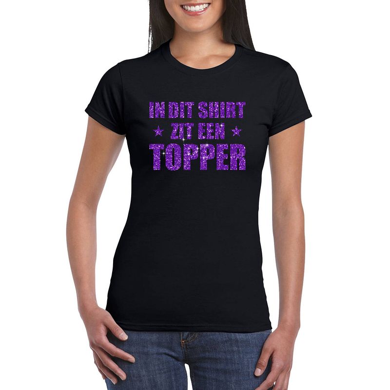 Foto van Toppers zwart in dit shirt zit een topper paarse glitter t-shirt voor dames xl - feestshirts