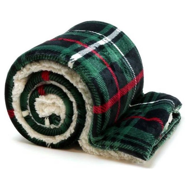 Foto van Droomtextiel luxe plaid larson groen - zwart 150 x 200 cm - fleece deken - super zacht - warm en donzig - bank plaid