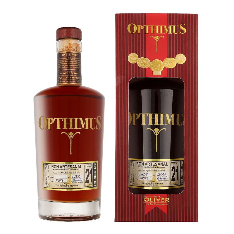 Foto van Opthimus 21 years 70cl rum + giftbox