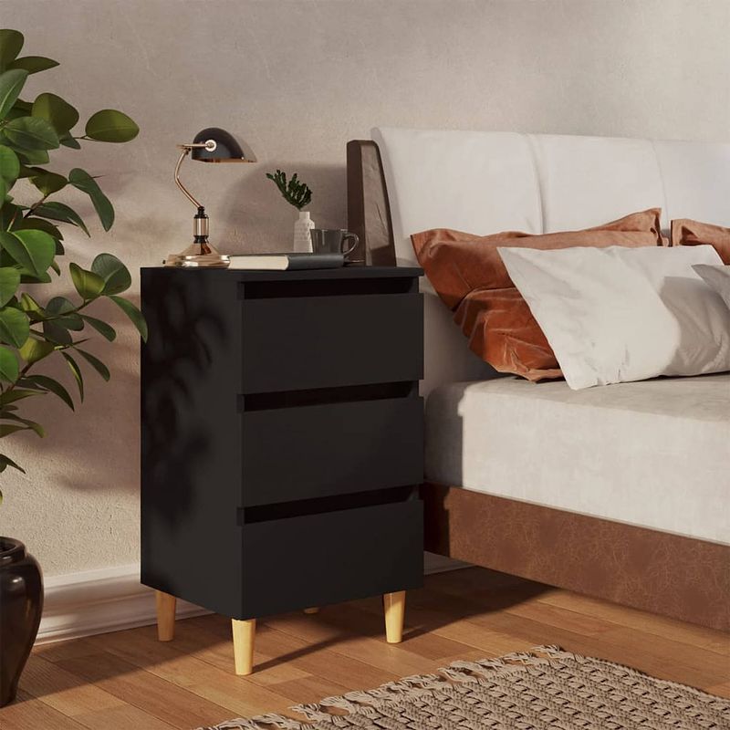 Foto van The living store bedkastjes - scandinavische charme - 4 houten poten - 3 lades - zwart - 40 x 35 x 69 cm