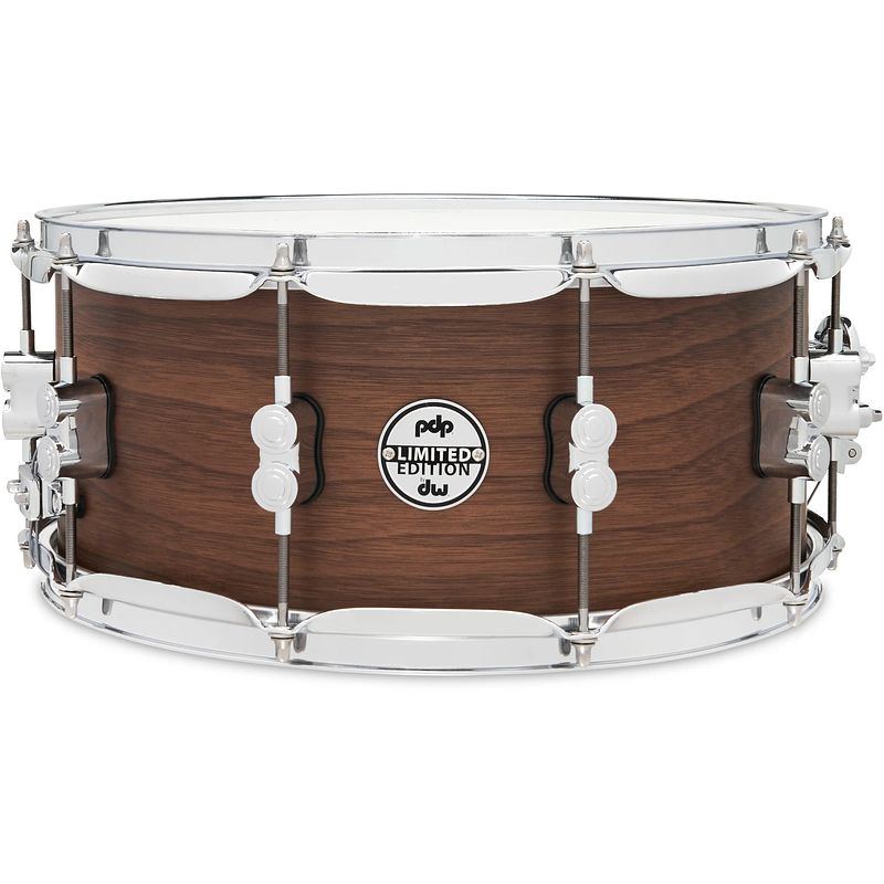 Foto van Pdp drums pdsn6514mwns maple/walnut 14 x 6.5 inch snaredrum