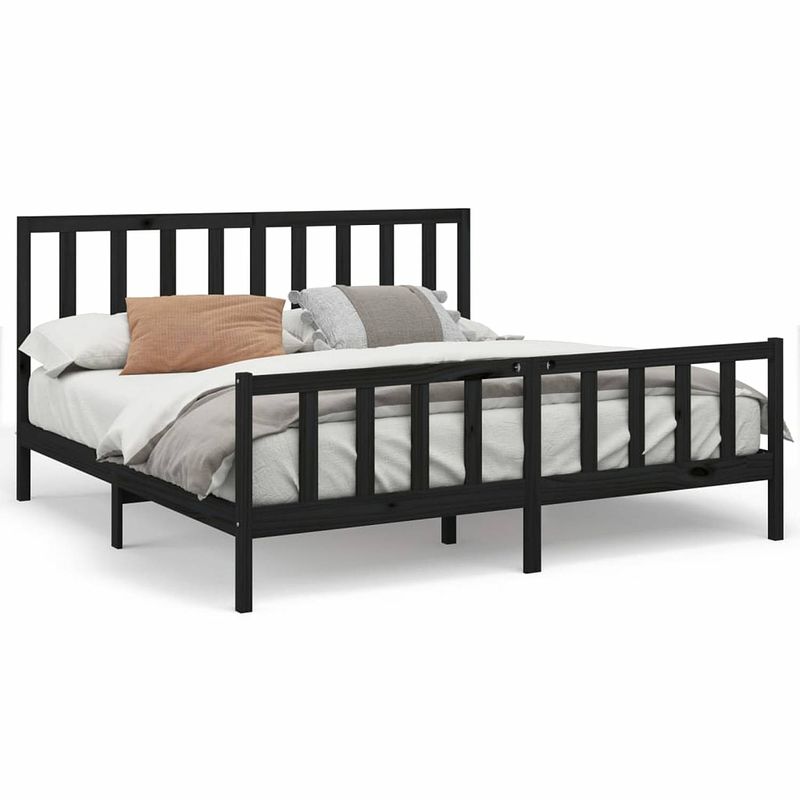 Foto van Vidaxl bedframe massief grenenhout zwart 180x200 cm 6ft super king