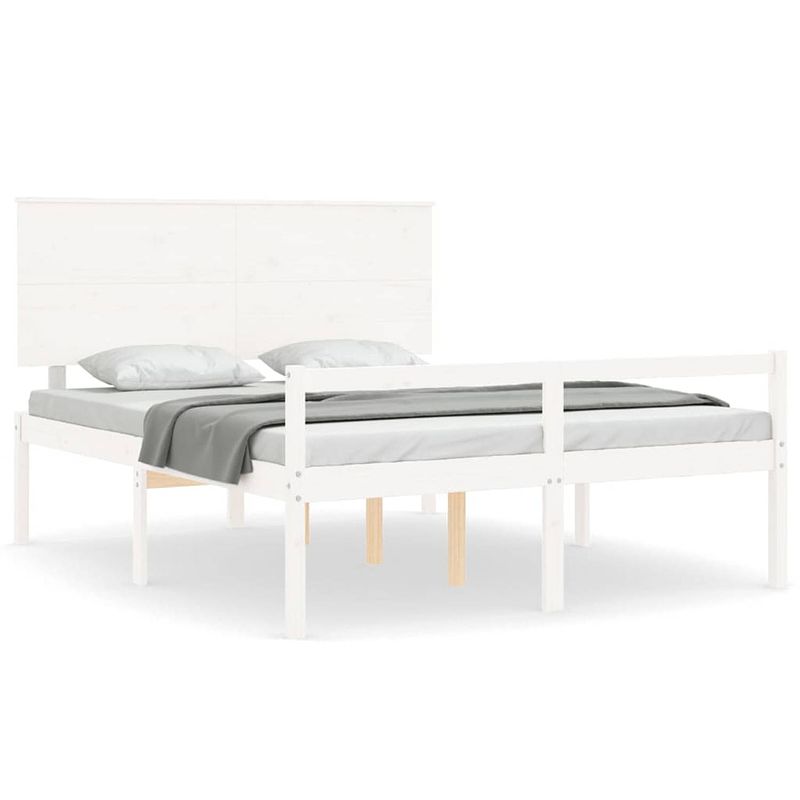 Foto van The living store bed grenenhouten - bedframes - 205.5 x 165.5 x 82.5 cm - wit