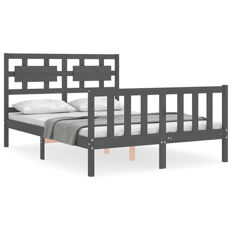 Foto van The living store bed frame - massief grenenhout - 195.5 x 145.5 x 100 cm - functioneel hoofd- en voeteneinde