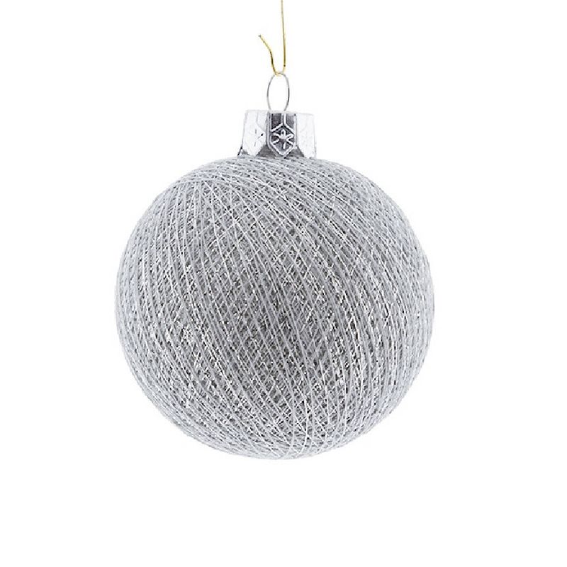 Foto van 1x zilveren cotton balls kerstballen decoratie 6,5 cm - kerstbal