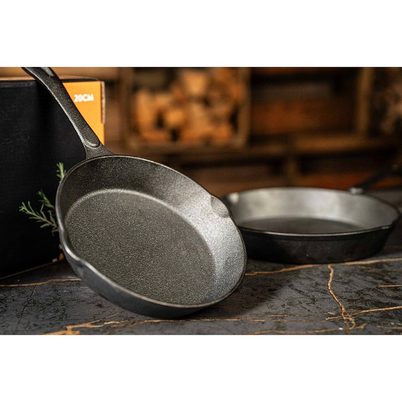 Foto van Gietijzeren skillet pan smokin's flavours