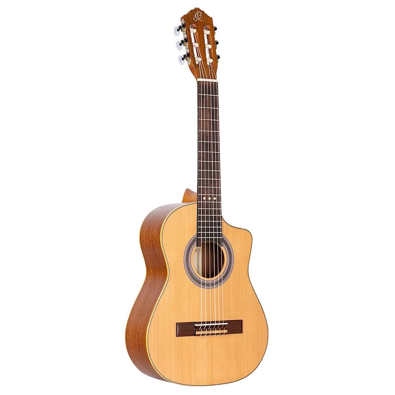 Foto van Ortega rqc25 requinto series natural 1/2-formaat klassieke gitaar met gigbag