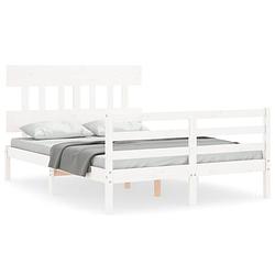 Foto van The living store bedframe - massief grenenhout - 195.5 x 145.5 x 81 cm - wit