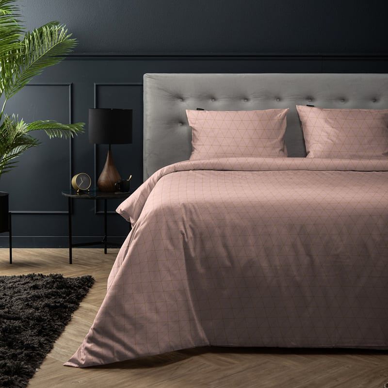 Foto van Dekbedovertrek essential - tweepersoons (200x200 cm) - roze microvezel - dessin: patroon, modern - luna bedding - dekbed-discounter.nl