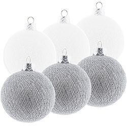 Foto van 6x wit/zilveren cotton balls kerstballen decoratie 6,5 cm - kerstbal