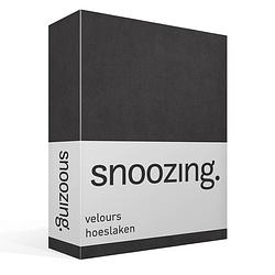 Foto van Snoozing velours hoeslaken