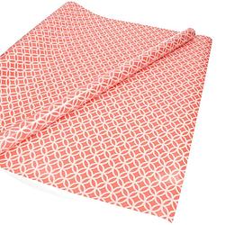 Foto van 1x inpakpapier/cadeaupapier roze met wit motief 200 x 70 cm rol - cadeaupapier