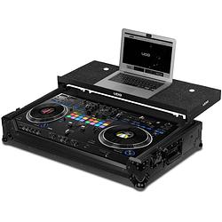 Foto van Udg u91077bl ultimate flight case black plus voor pioneer ddj-rev7 (met wielen en laptop-shelf)