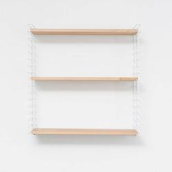 Foto van Tomado boekenrek - wit frame en houten planken