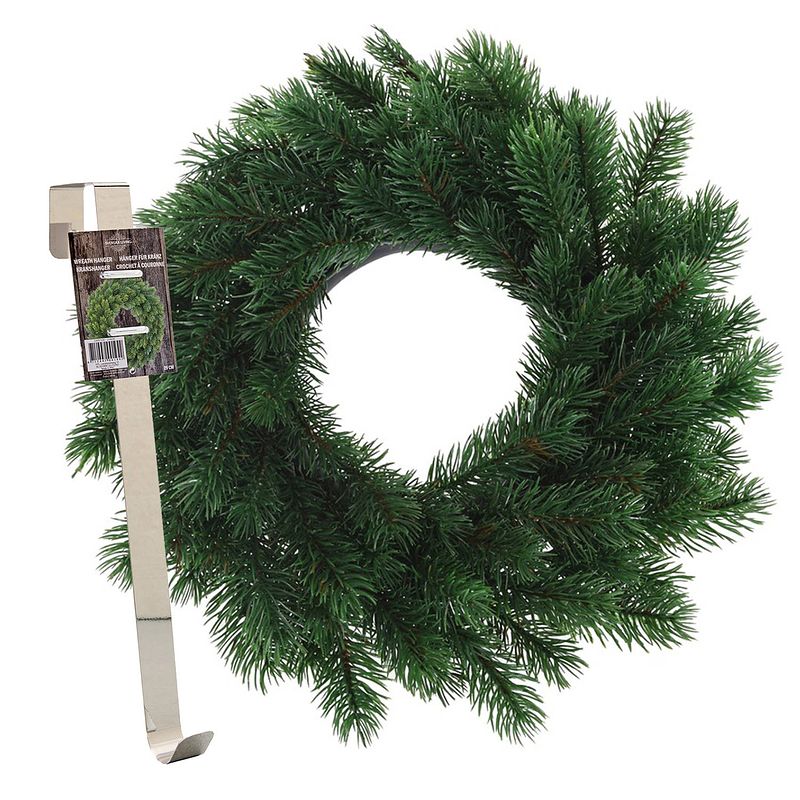 Foto van Kerstkrans 35 cm - groen - met messing zilveren hanger/ophanghaak - kerstversiering - kerstkransen