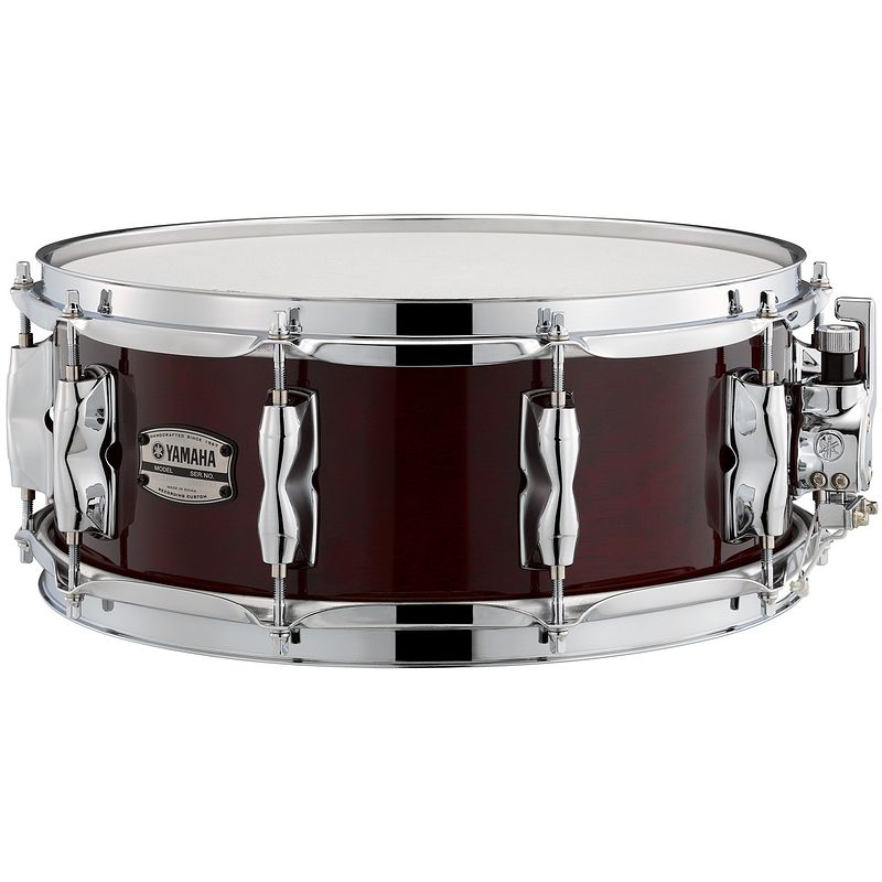 Foto van Yamaha recording custom birch 14x5.5 inch snare classic walnut