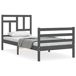 Foto van The living store bedframe - massief grenenhout - 205.5 x 95.5 x 100 cm - grijs