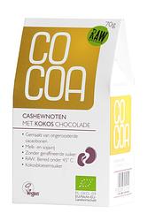 Foto van Cocoa cashewnoten met kokos chocolade raw