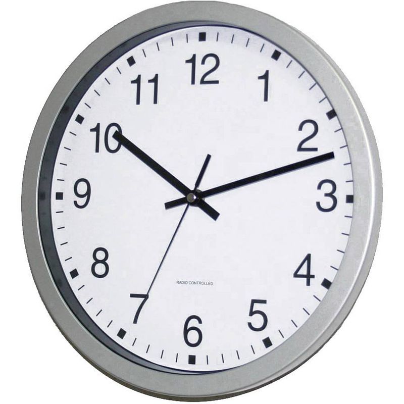 Foto van Eurotime 56831-07 wandklok zendergestuurd 30 cm x 4.3 cm zilver