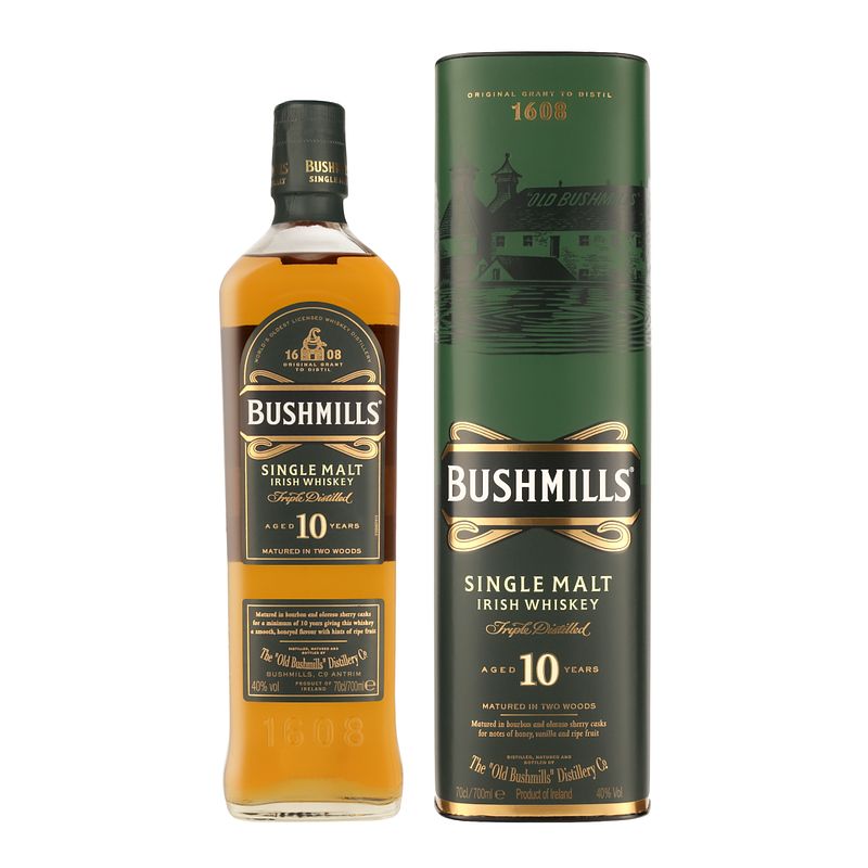 Foto van Bushmills 10 years 70cl whisky + giftbox