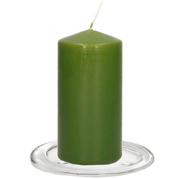 Foto van Trend candles - stompkaarsen met glazen onderzetters set van 2x stuks - olijfgroen 6 x 12 cm - stompkaarsen